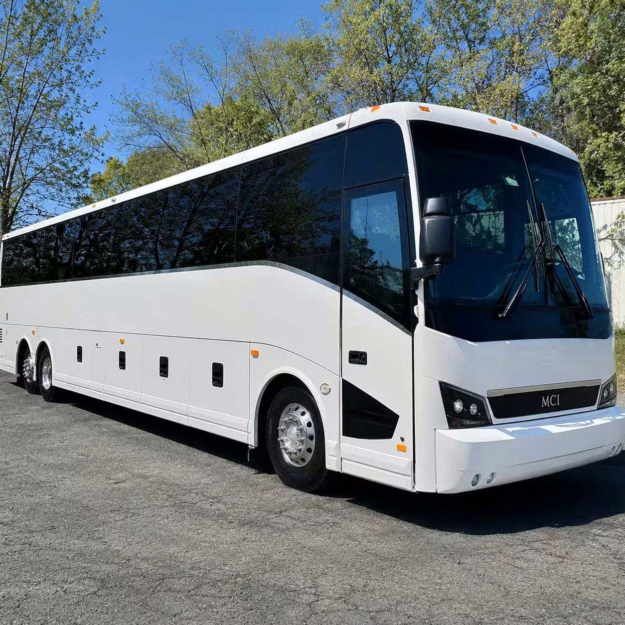 mcdonough 15 passenger minibuses to 56 passenger charter buses for mcdonough events