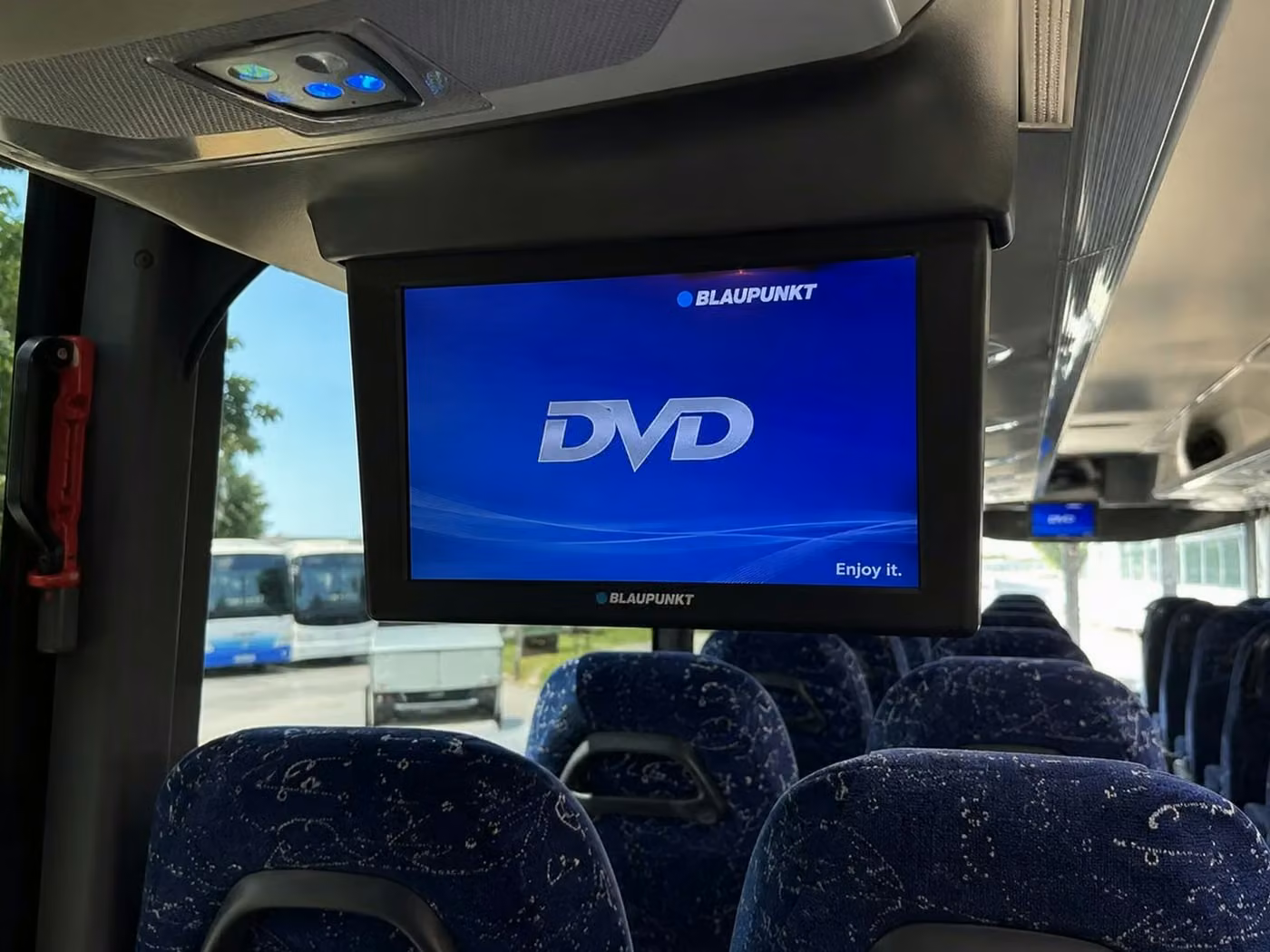 mcdonough charter bus tv monitors